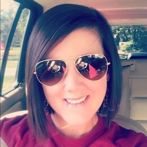 Meet your Posher, Tiffany